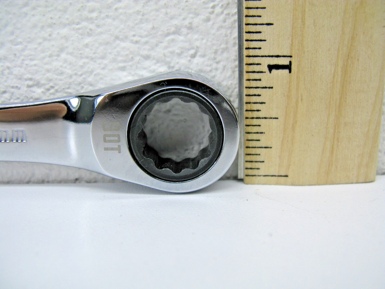 CRAFTSMAN CMMT87225, 13MM 90 Tooth Combination Ratcheting Wrench, 12 Point gallery