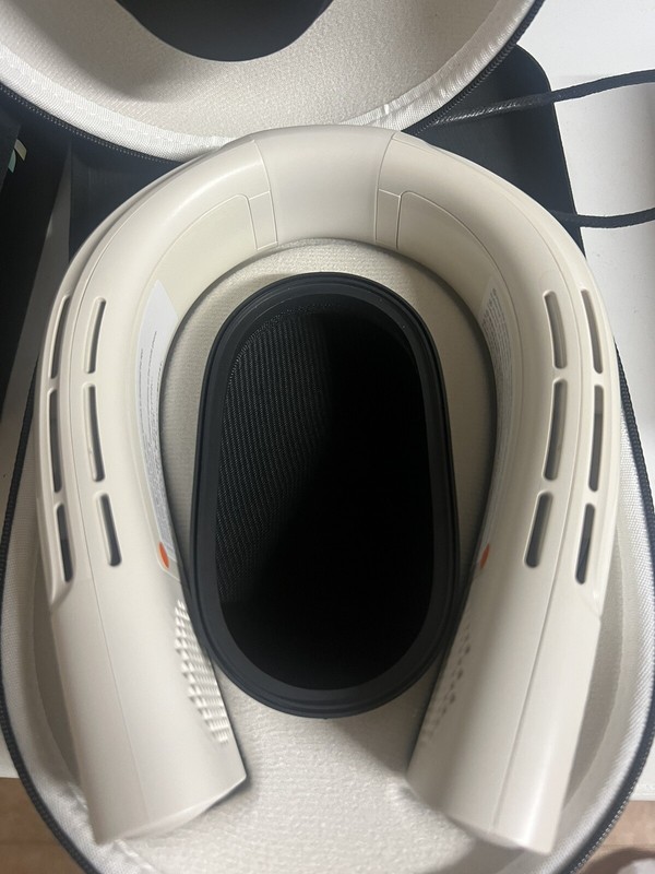 Coolify 2S Smart Neck Air Conditioner Cooling Heating Plates gallery