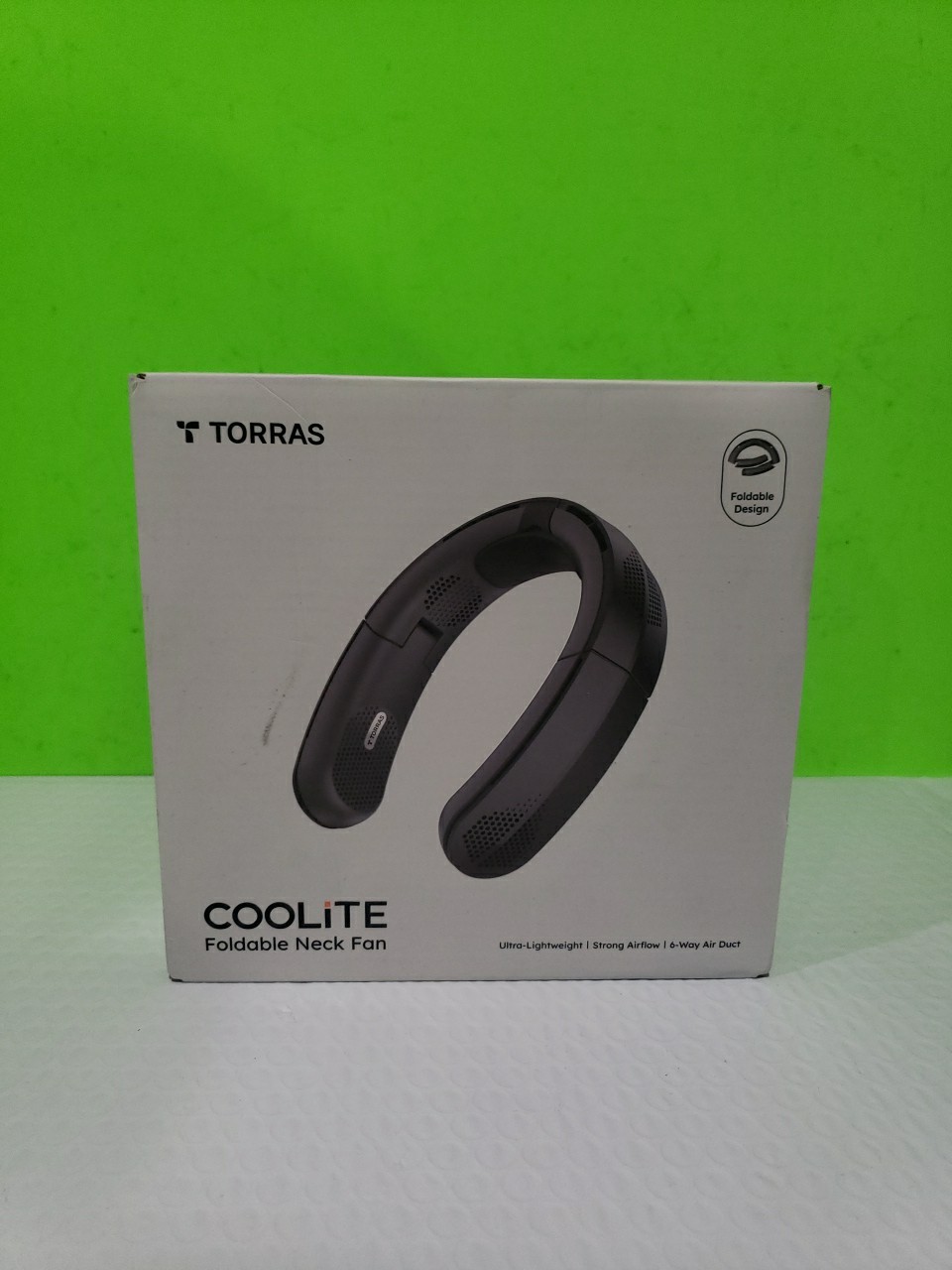 TORRAS - COOLiTE Portable Foldable Neck Fan - Space Black Open Box gallery