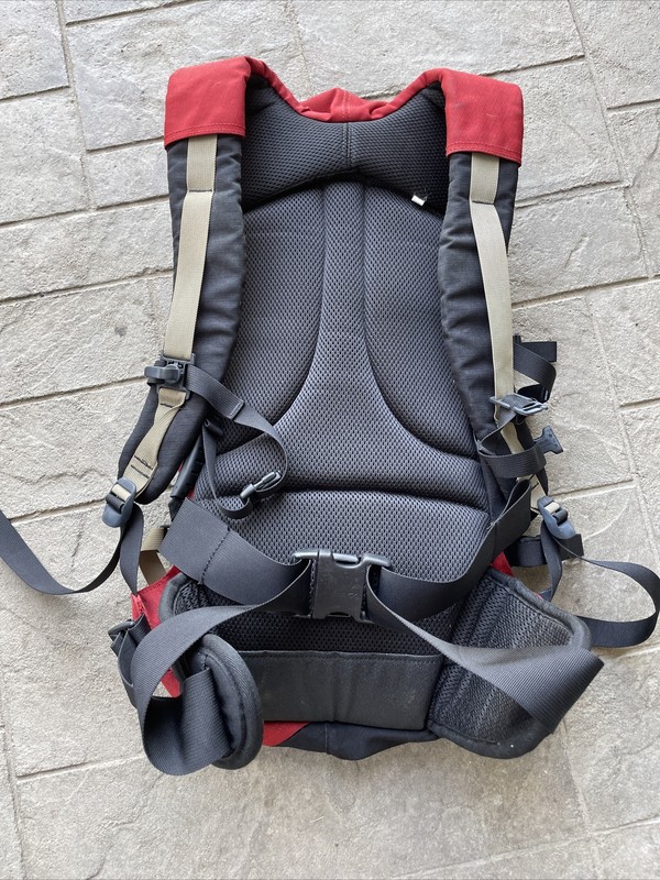 REI Hiking Backpack Internal Frame Backpacking  Pack  Red Black 5