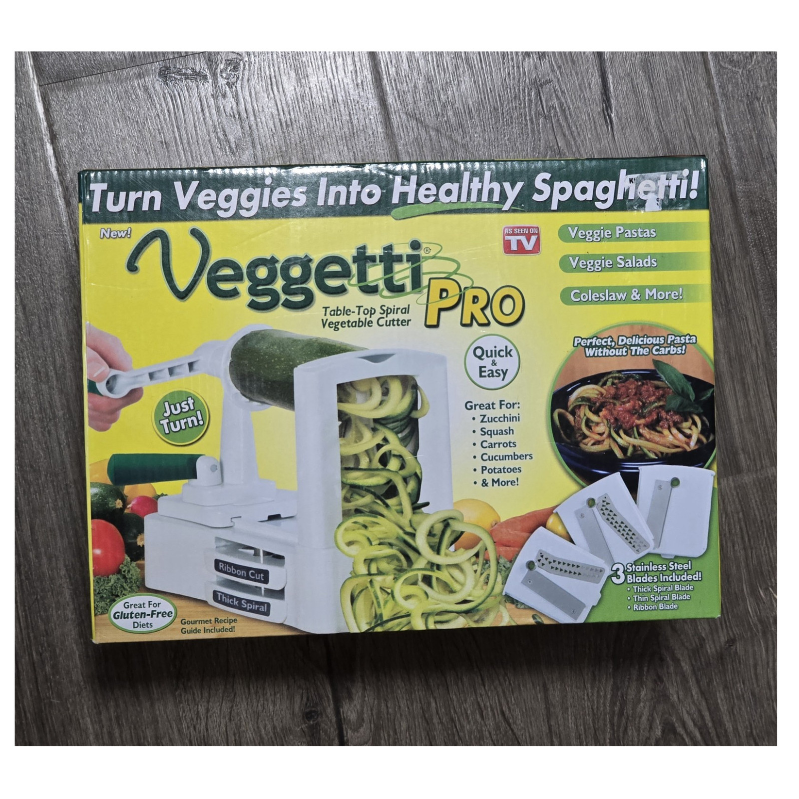 Veggetti Veggetti Pro Manual Countertop Spiralizer w/ 3 Interchangeable Blades gallery