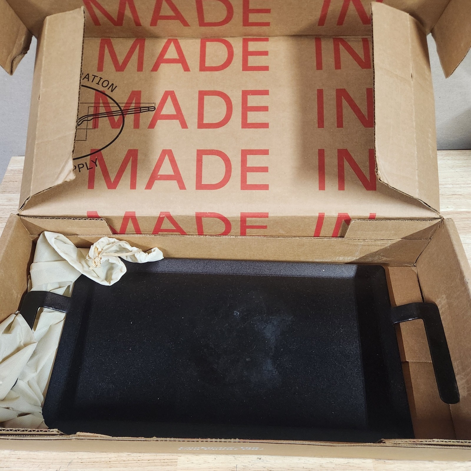 Made In Cookware | Carbon Steel Griddle Made-In Brand Sweden gallery