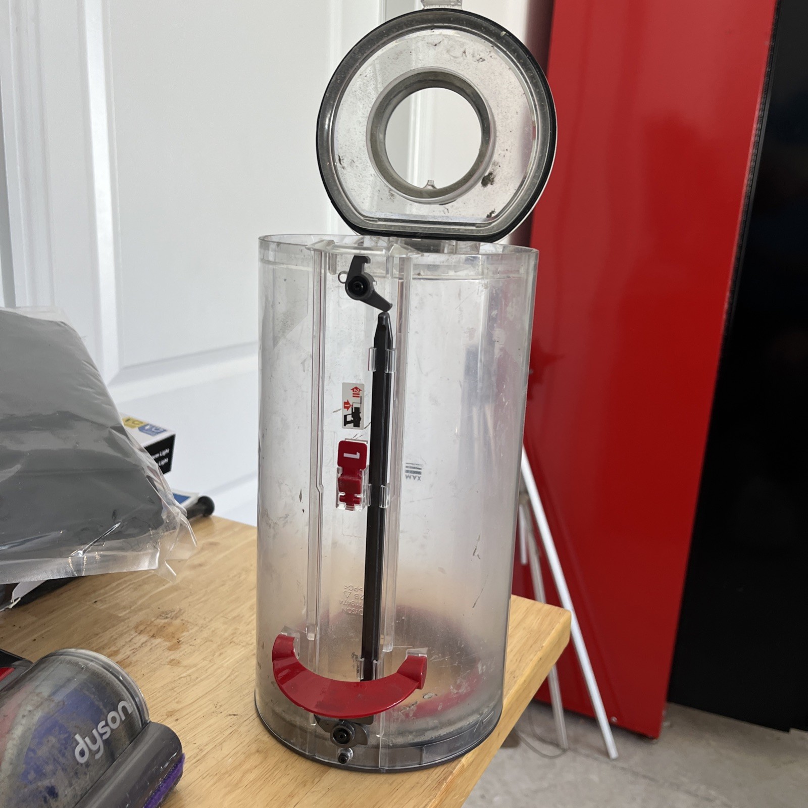Dyson Outsize Cordless Stick Vacuum Cleaner - Nickel gallery