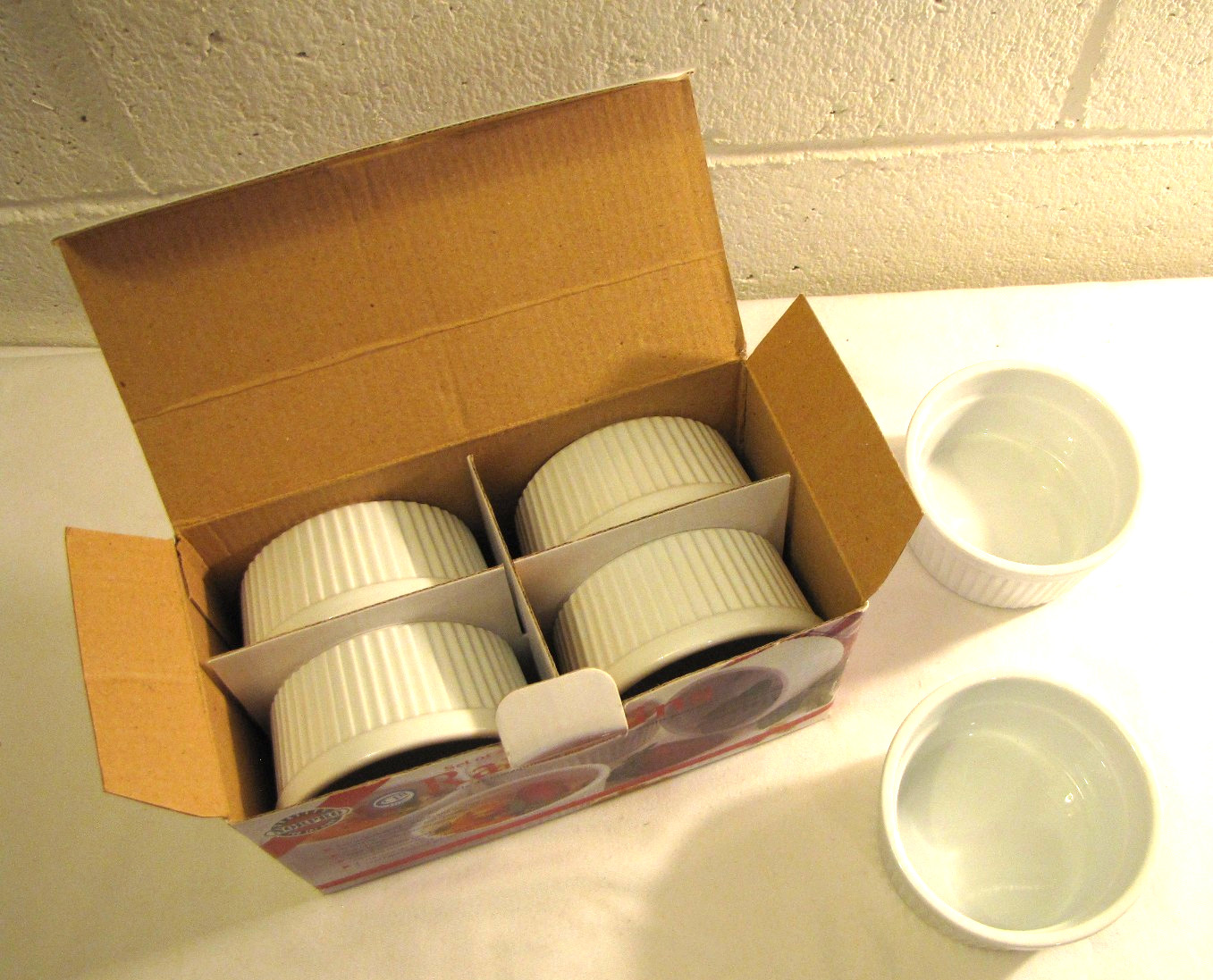 Norpro 1 Cup/8oz/236ml Porcelain Ramekins Set of 6 White Bowls Crème Brûlée NEW gallery