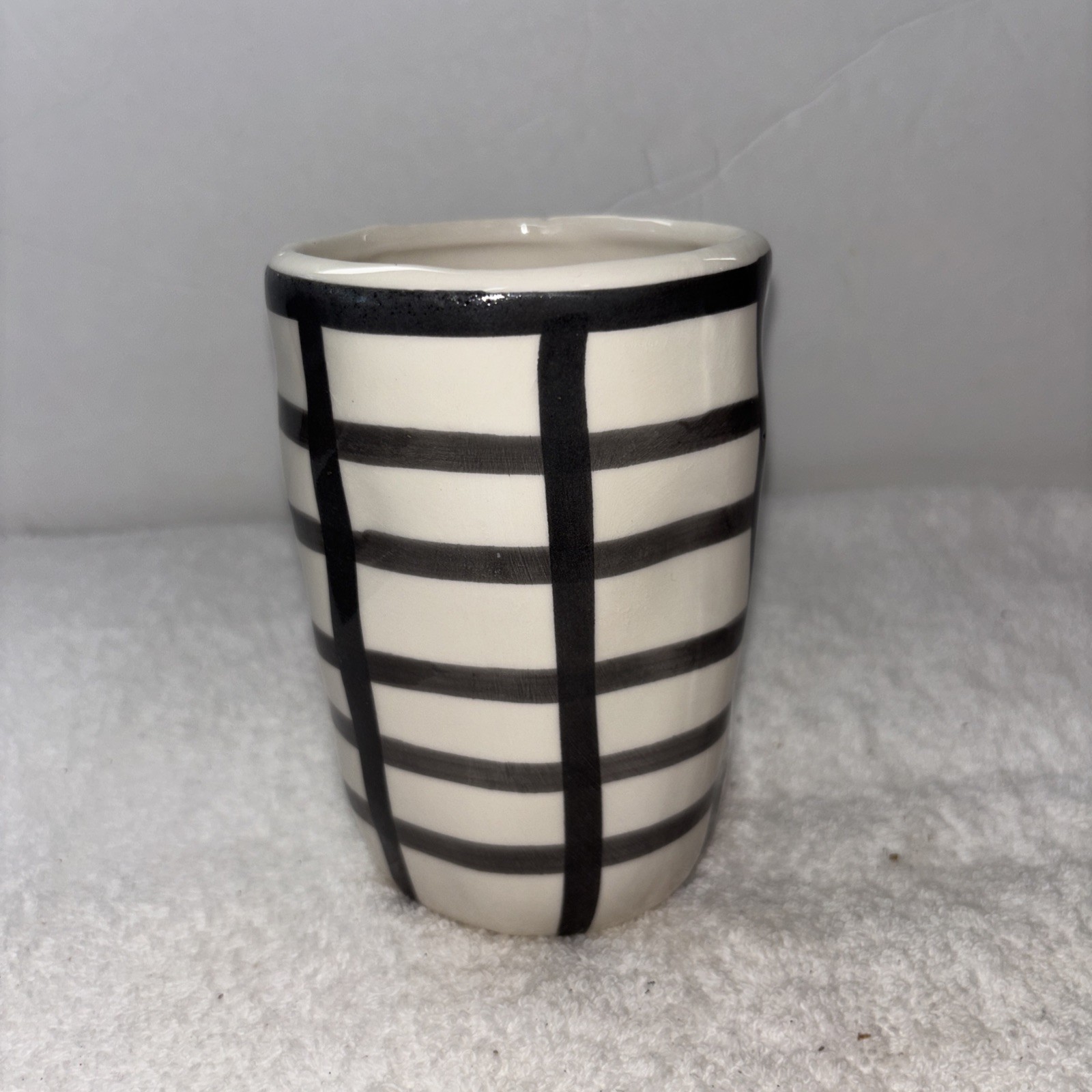 5 In Ceramic Type Cup/Vase Holder Hand-Painted (SHIPS IN 24 HOURS) gallery