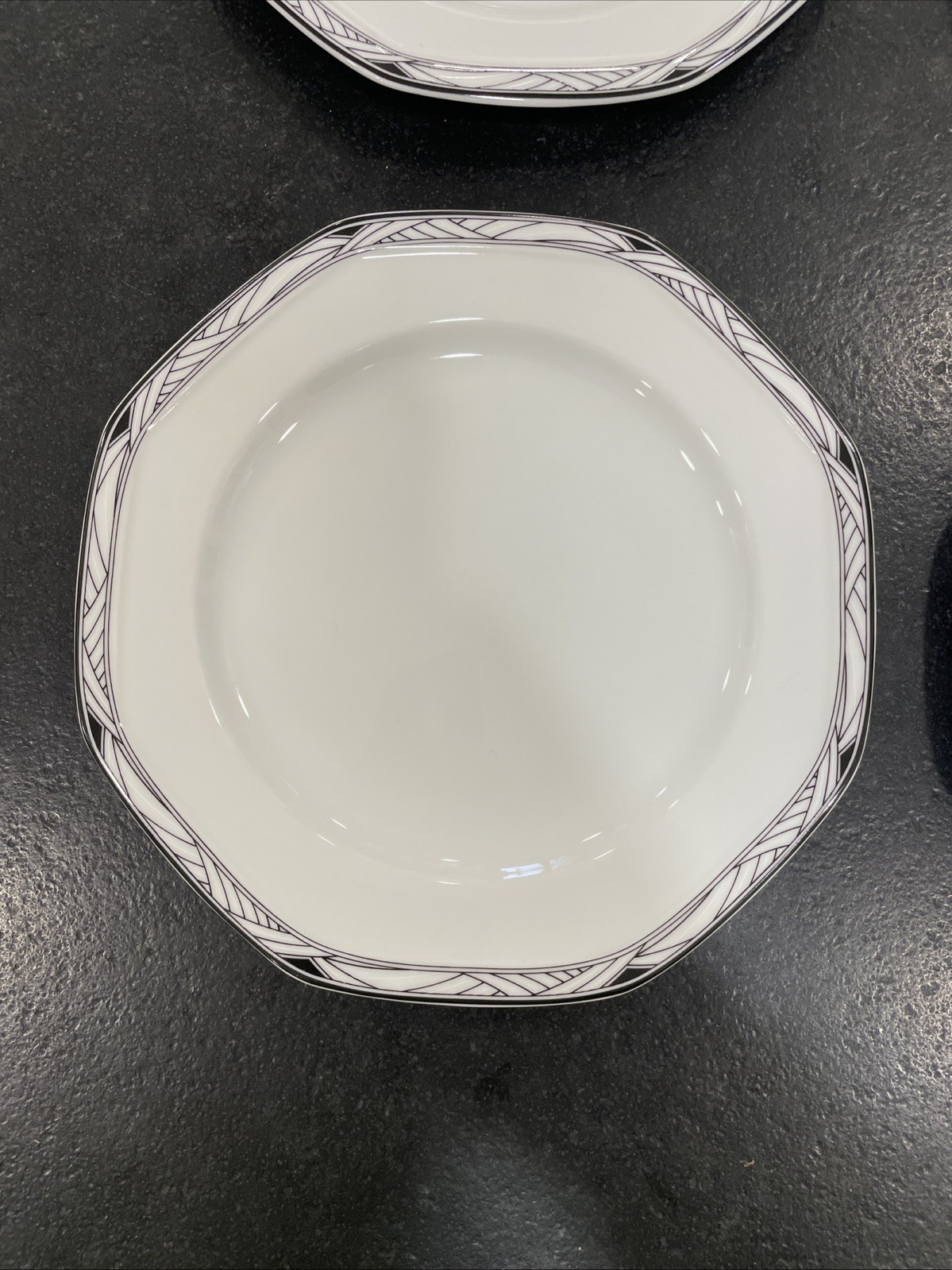 Studio Nova Synthesis Y0031 8” Salad Plates Set Of 4 Good Condition gallery