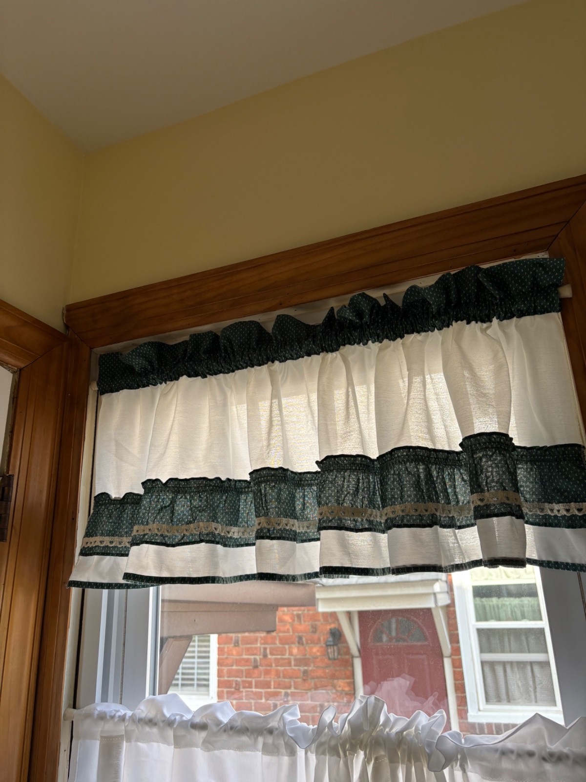Vintage Ruffled Window Valance Hunter Green & Ivory 60 X 16 Ivory Trim gallery