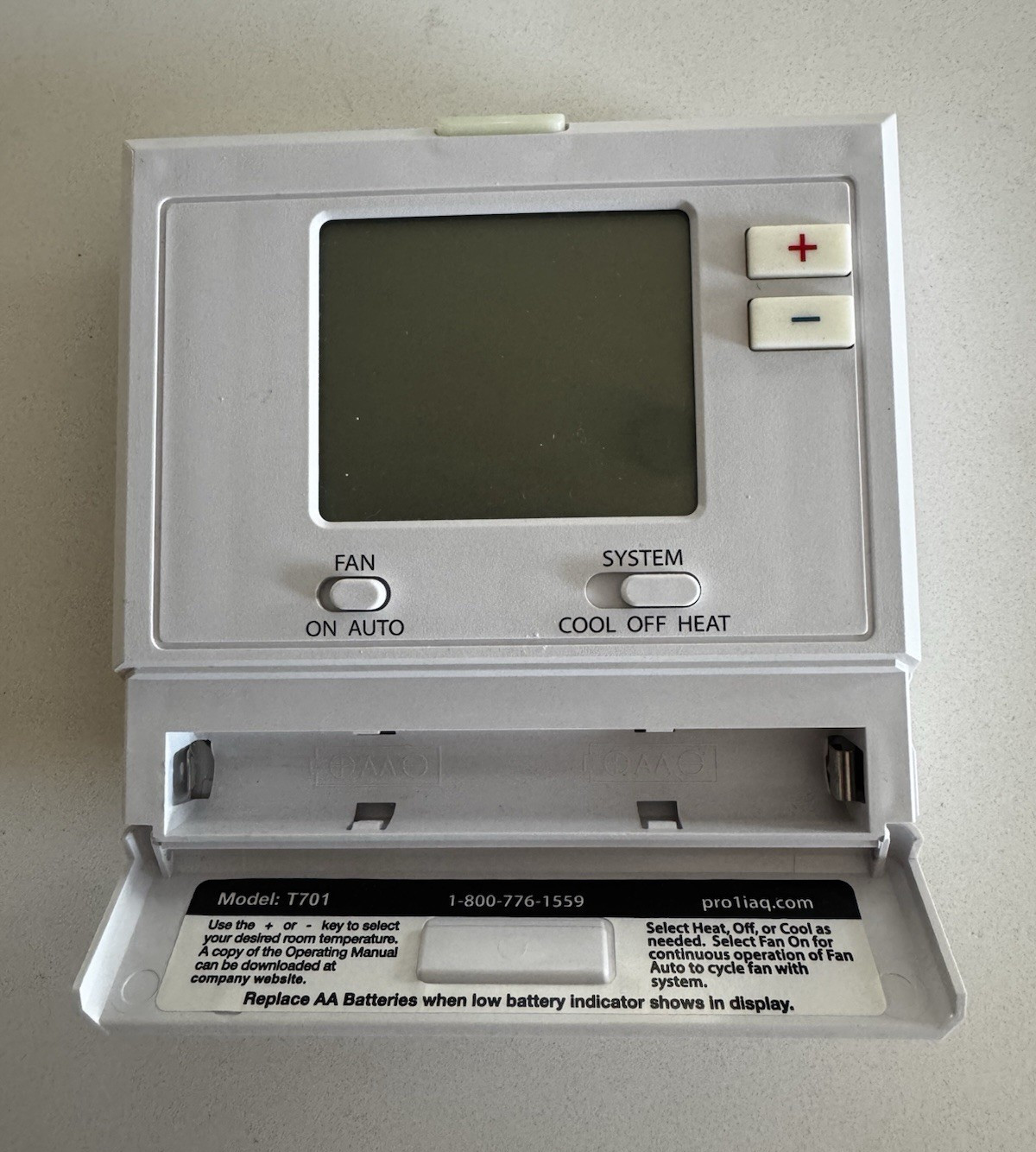 Pro1 IAQ T701 Non-Programmable Digital Display Thermostat Heat/Cool/Off White gallery