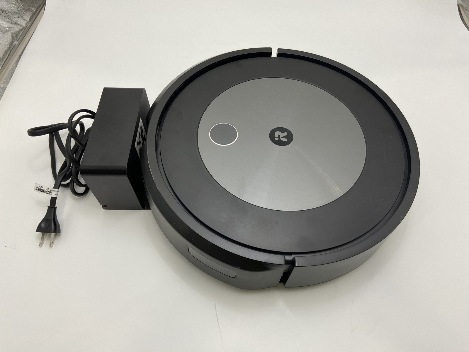 IROBOT ROOMBA COMBO J5 ROBOT VACUUM & MOP – IDENTIFIES AND AVOIDS OBSTACLES gallery