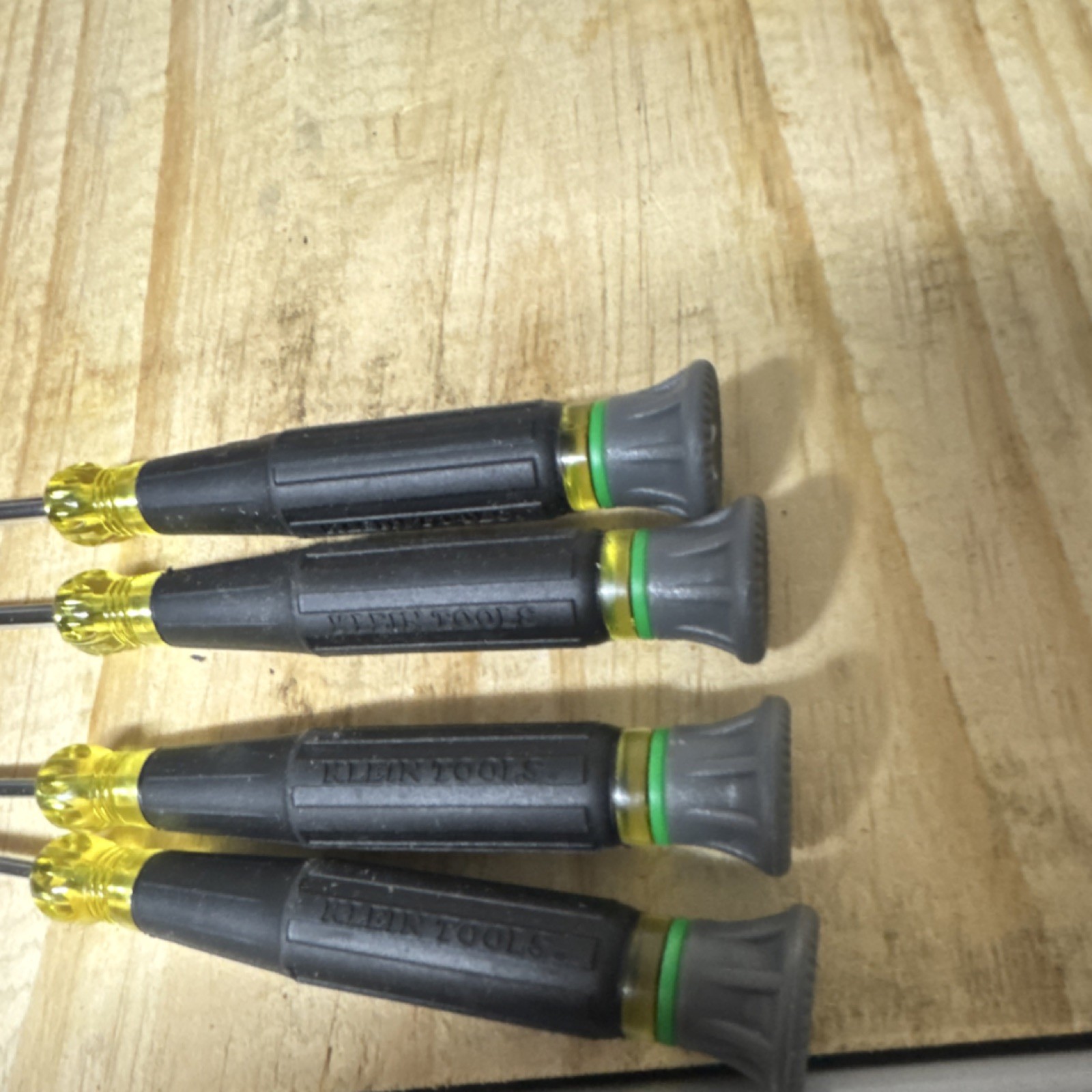 Klein Tools Precision 4-Piece Screwdriver Set Steel Black Yellow Green Gray gallery