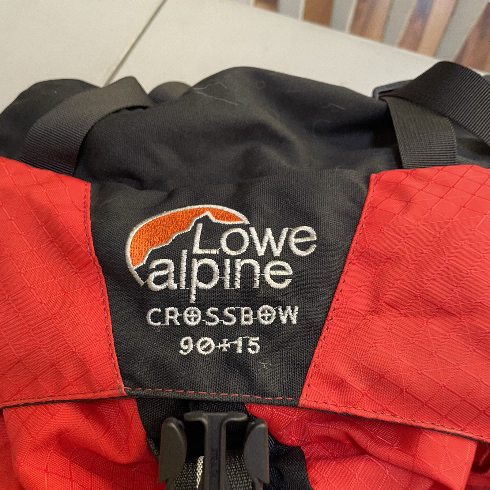 Lowe Alpine Crossbow 90 + 15 Backpack System Hiking 2