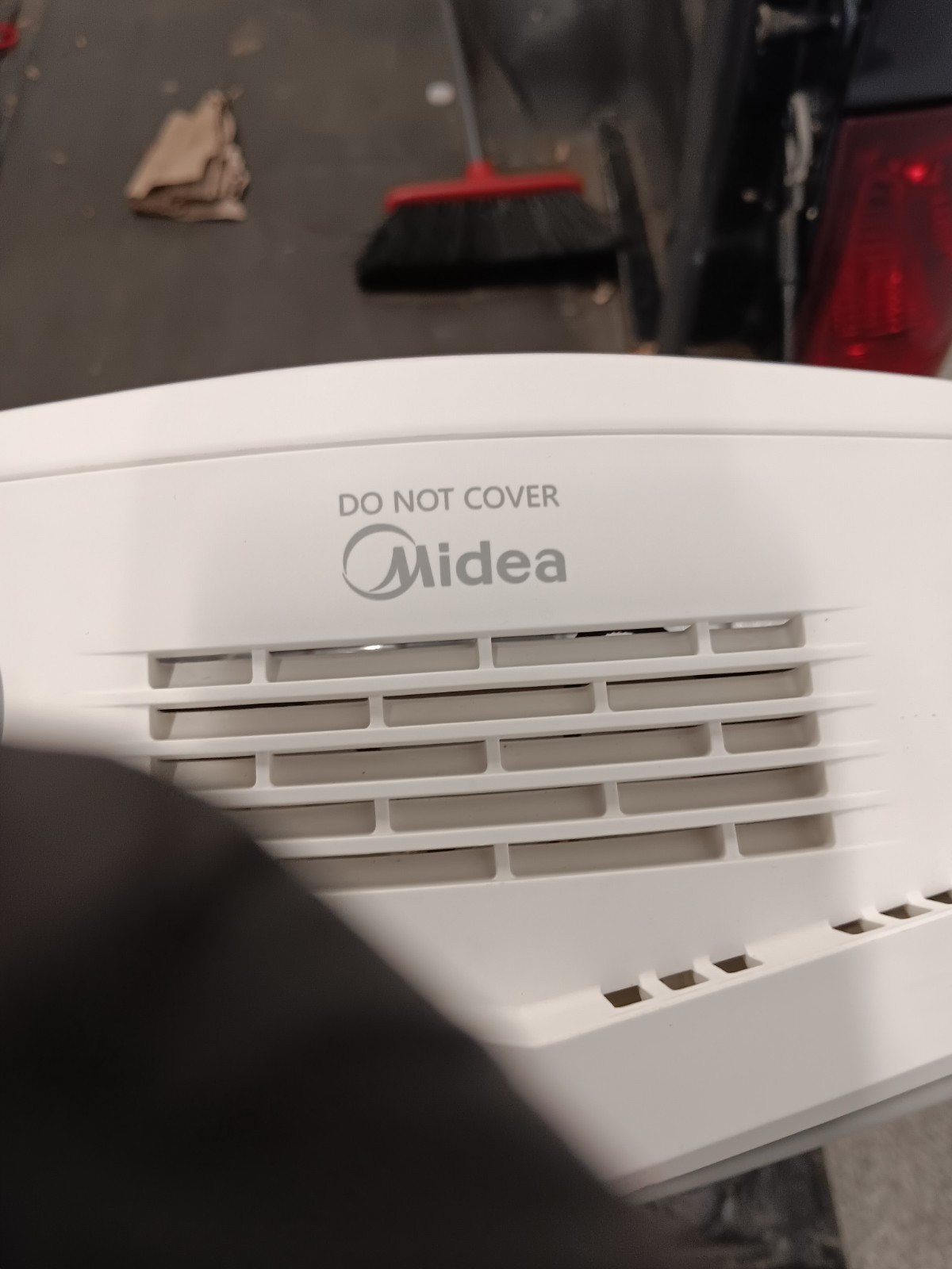 Midea White Portable Electric Space Heater 120V Forced Air Fan Overheat Protect gallery