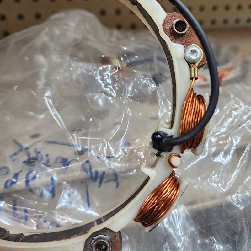 Briggs & Stratton 696457 Alternator Stator Only gallery