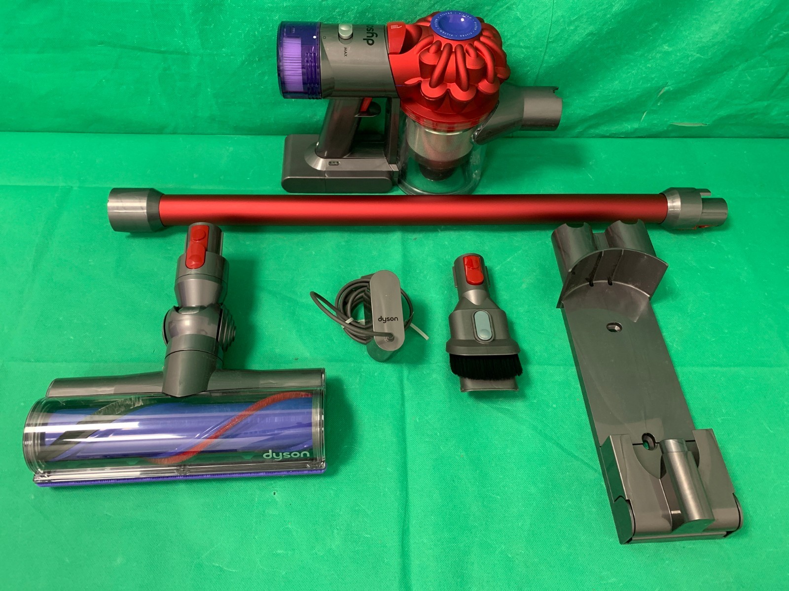 Dyson V8 Motorhead Origin Cordless Stick Vacuum Cleaner-RED gallery
