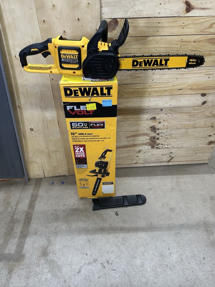 DeWalt FlexVolt 60V 16" in Brushless Chainsaw DCCS670B (Tool Only) Open Box