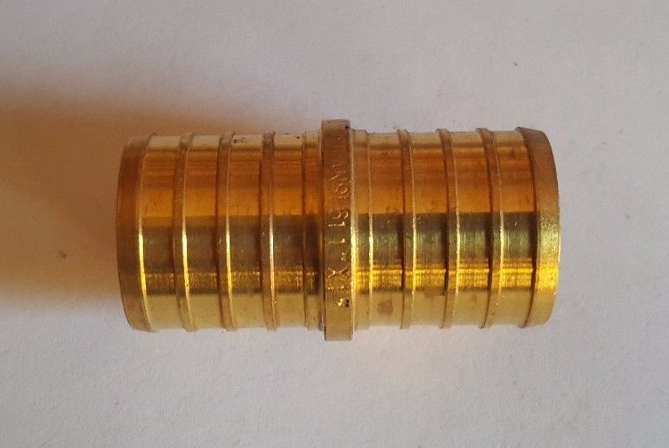 25 Pcs. XFITTING 1" Pex Coupling - Lead Free One Inch Crimp Coupling 23-1-4=25 gallery