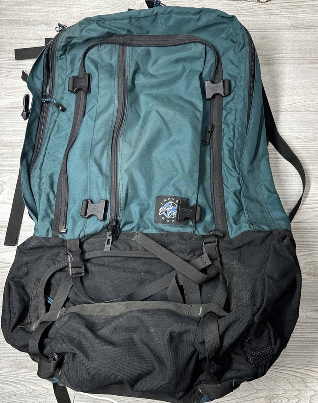 Hunter Green Eagle Creek Hiking Backpack w/ Internal Frame & Waist Strap