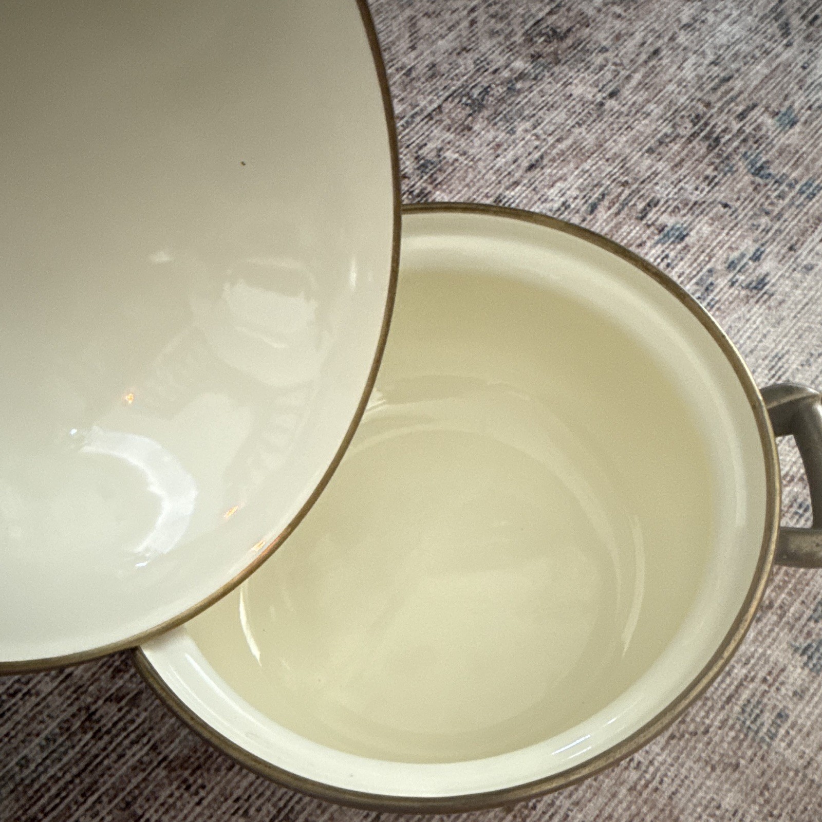 Mikasa Grande Chef Ceramic Double Handle Lidded Casserole Floral Cream Blue gallery