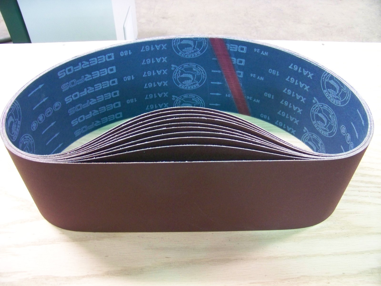 PREMIUM A/O, X-WEIGHT SANDING BELTS 6" X 89", 5 - PACK, 80-GRIT gallery