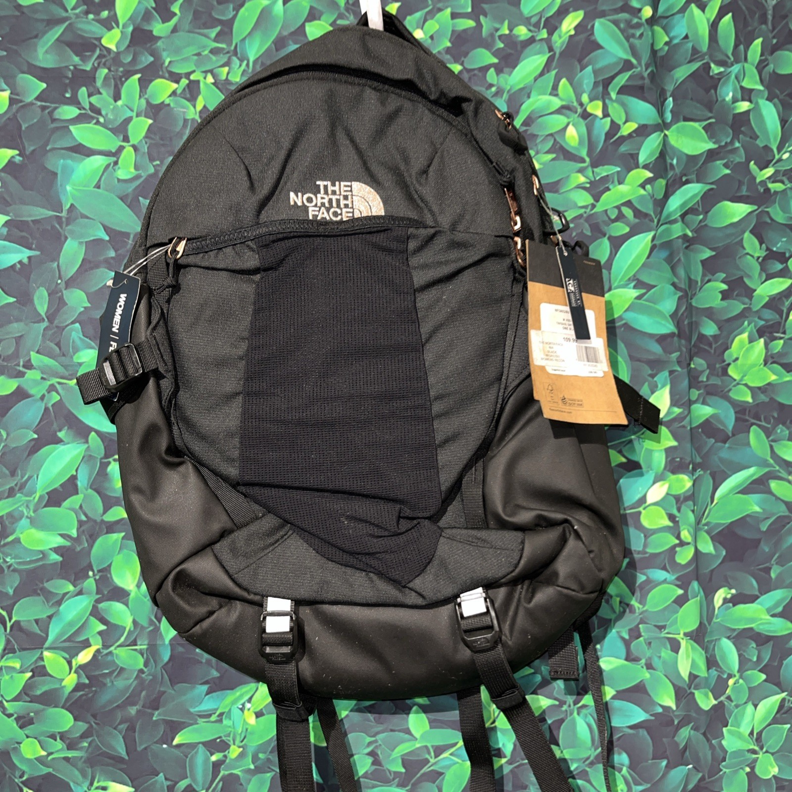 The North Face Women’s Recon Backpack Black With Defects 