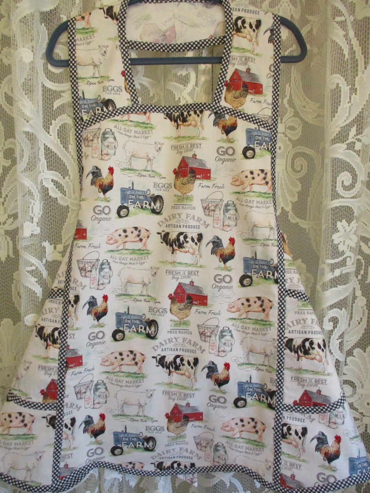 HANDMADE BIB APRON DOWN ON THE FARM gallery