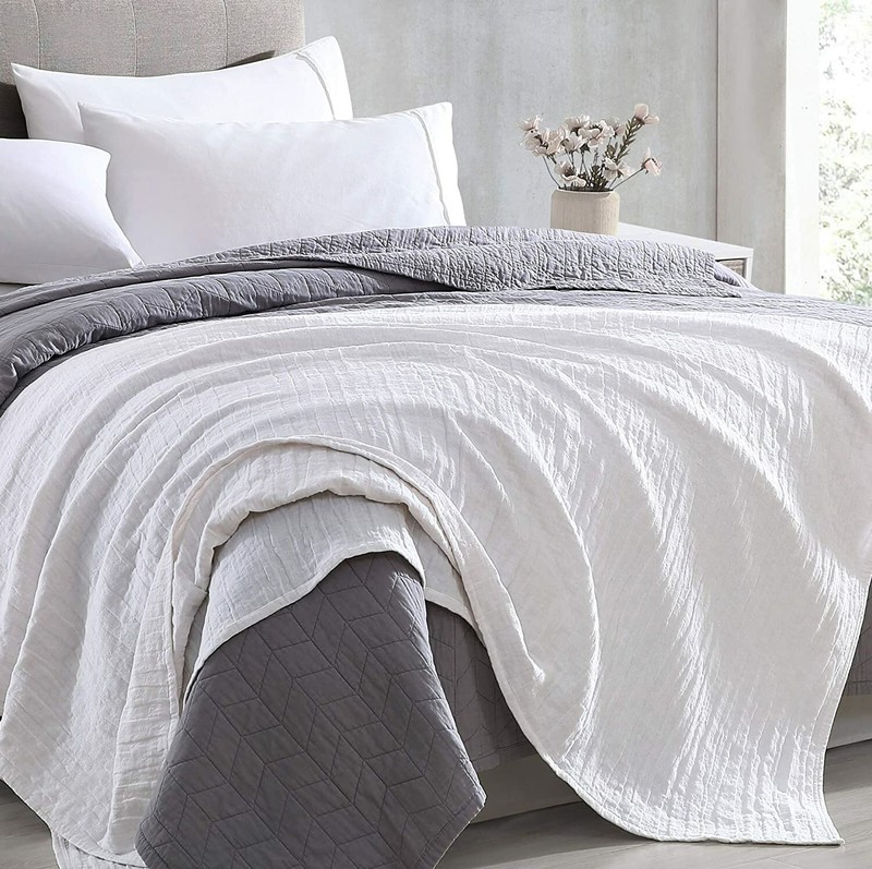 3-Layer Muslin Throw Blanket Lightweight Reversible Cotton Gauze Blanket gallery