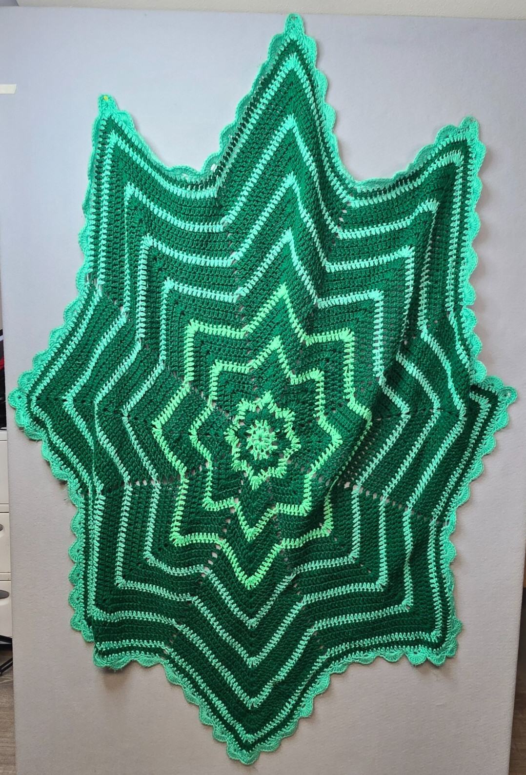 Vintage Handmade Crochet Afghan Big Star Throw Retro Boho Cottage Core Granny gallery