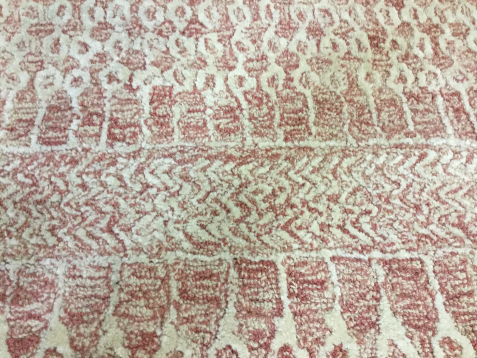 LIGHT PINK / IVORY 6' X 6' RD Back Stain Rug Reduced Price 1172656553 GLM538U-6R gallery
