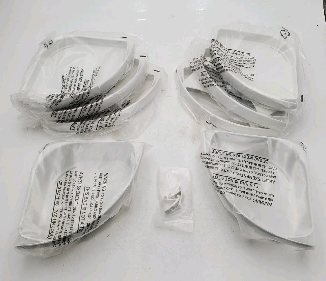 Sterling Store+ Basic 10-Piece Accessory Kit - White (88028700-0) gallery