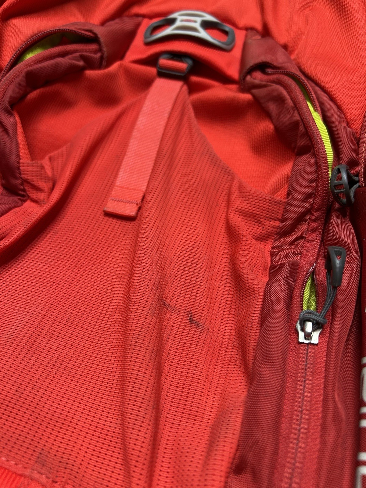 Osprey Radial 34 Backpack Red Commuter 2