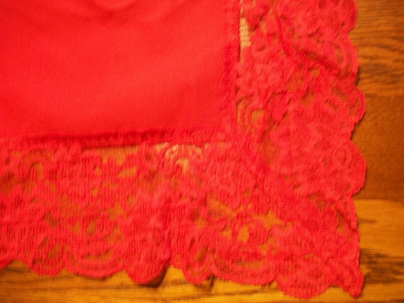RED COTTON BLEND 90X59 TABLECLOTH TABLE COVER~3.5" RED LACE EDGING~NO TAGS~ gallery