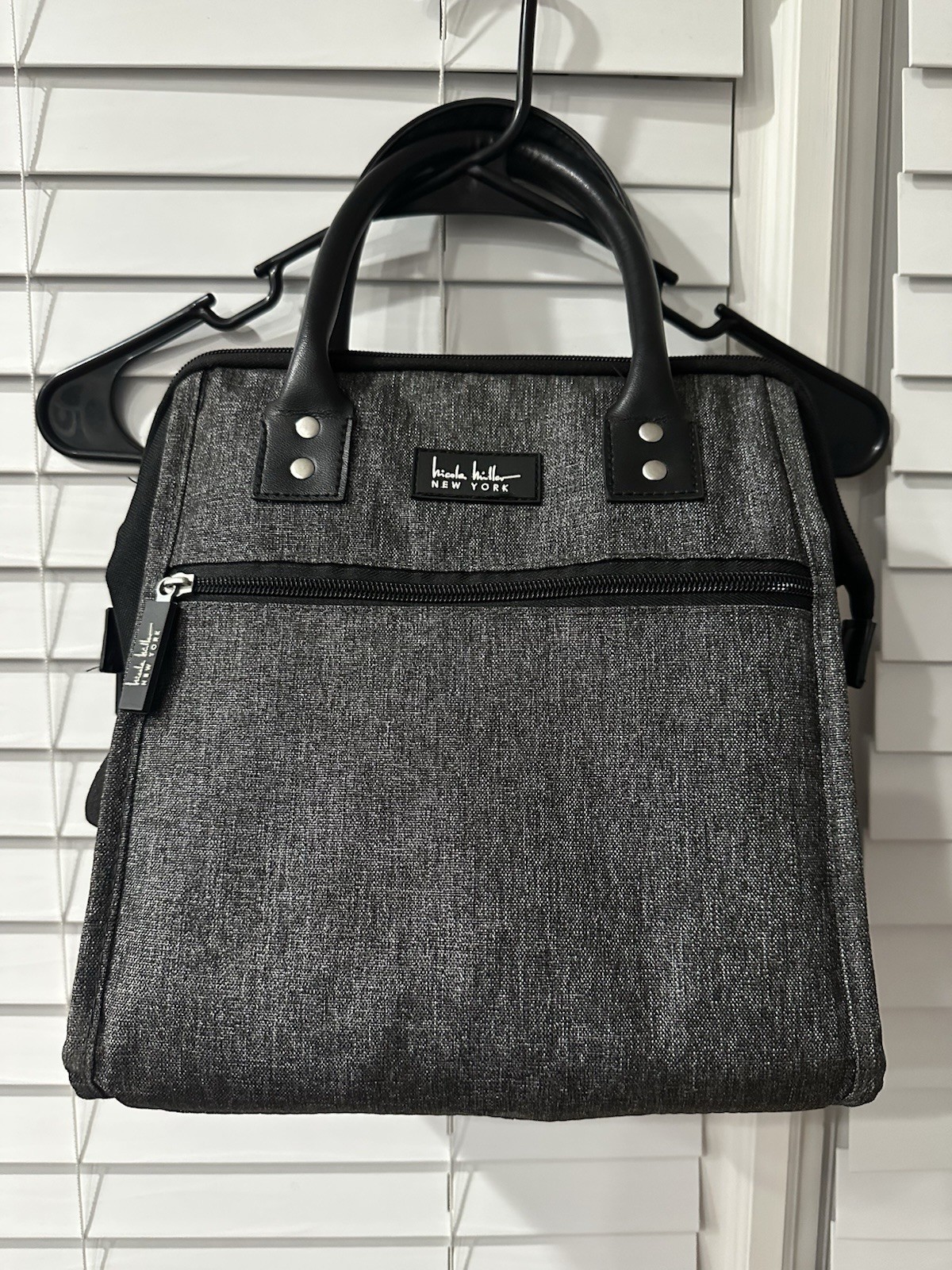 Designer Black and Gray LunchBagThis Is A Great Way To EatIn Style!100 gallery