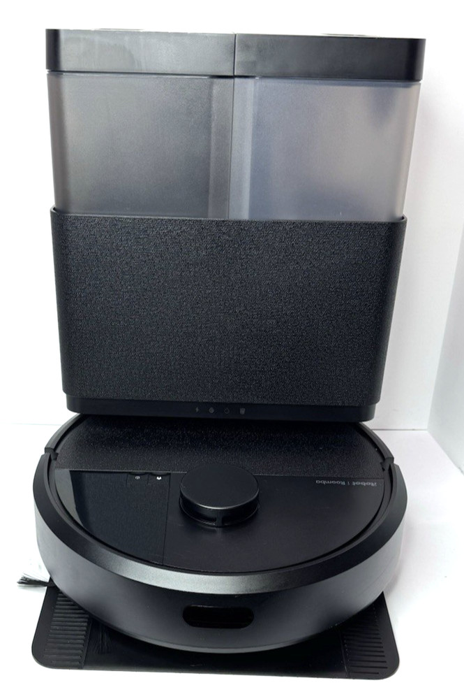 iRobot Roomba Plus 405 Combo Vacuum & Mop AutoWash Dock