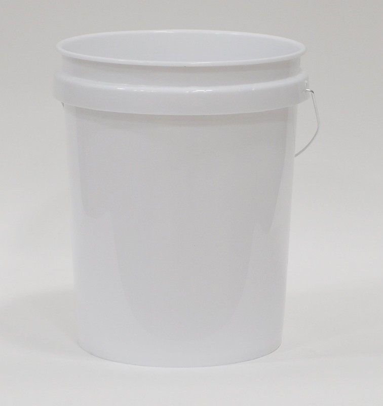 (2 pack) United Solutions 5 Gallon Round Utility Bucket, Comfort Handle, Plastic gallery