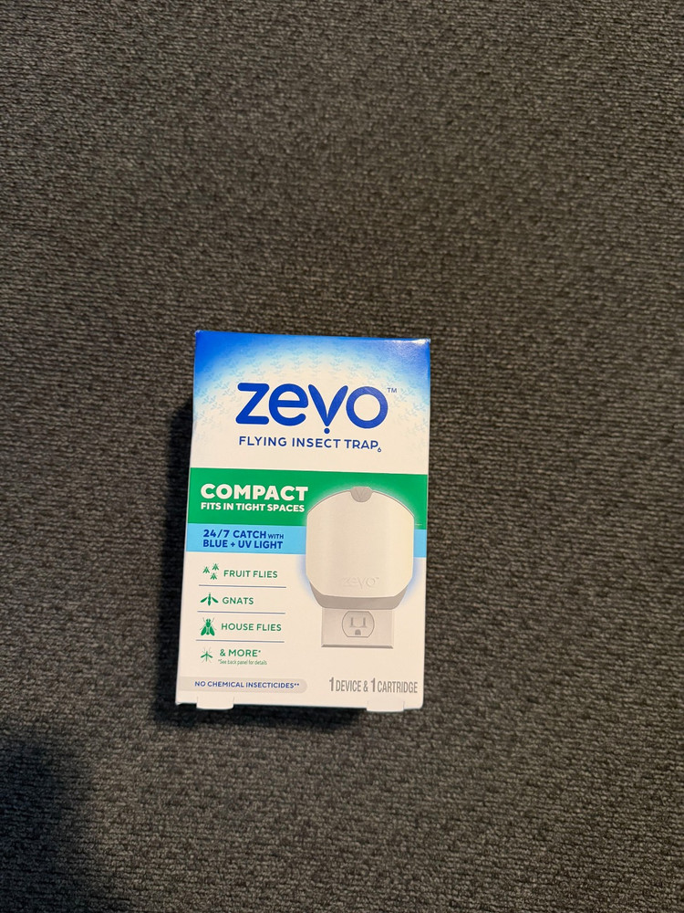 Zevo Compact Flying Insect Trap - 1 Plug In Device & 1 Cartridge