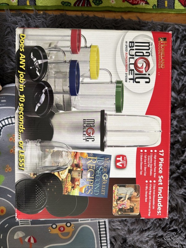 The Original Magic Bullet Express 17-piece Set From Homeland Housewares - NEW gallery