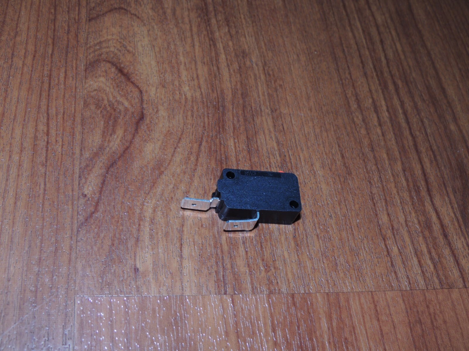 New Switch 324 2143 12A 36VDC for Hyper Tough 20V 12" Trimmer HT21-401-003-02 gallery