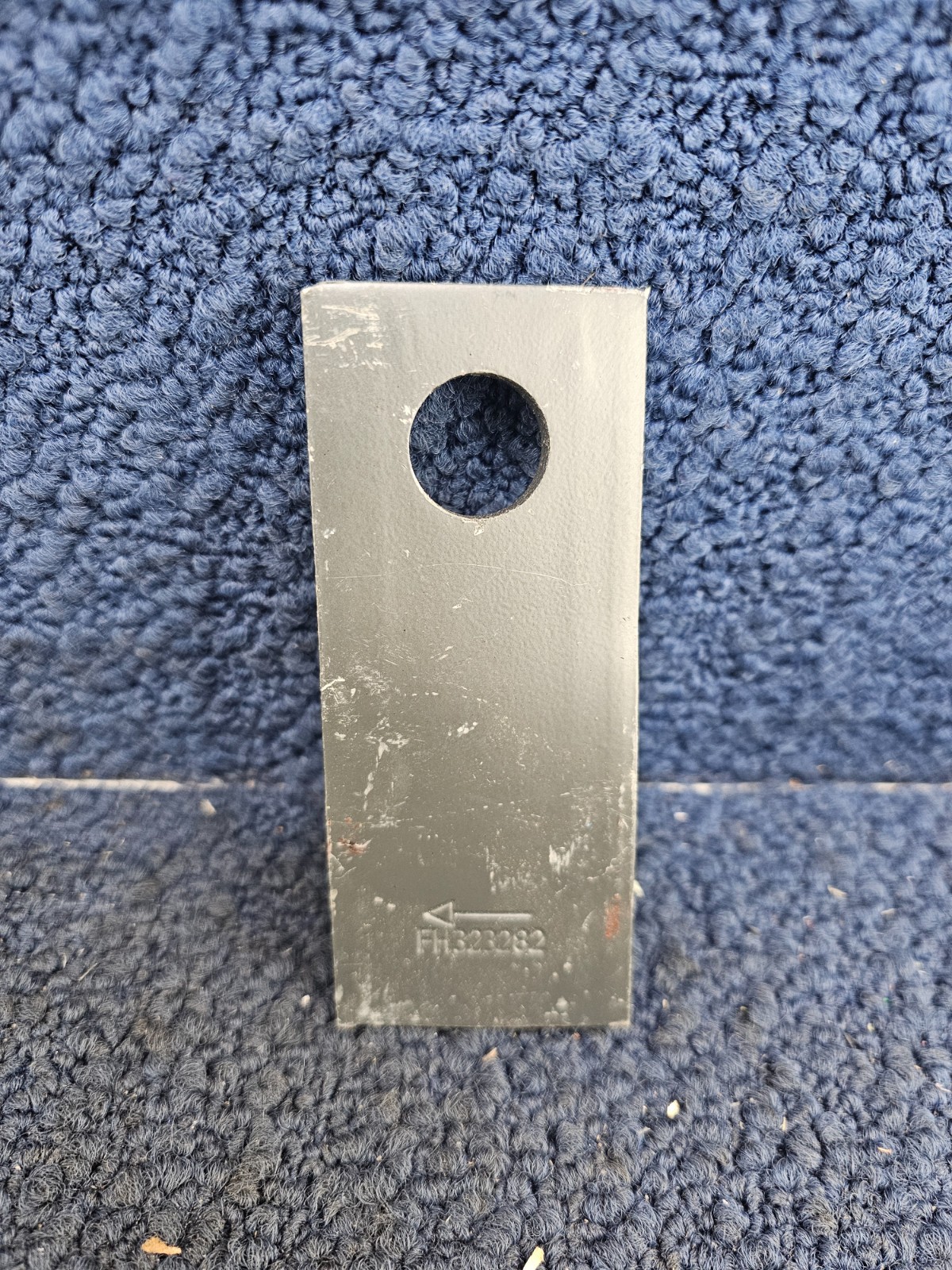 (QTY 7) John Deere FH323282 Clockwise Mower Blade Fits 265 275 285 500R 525 530 gallery