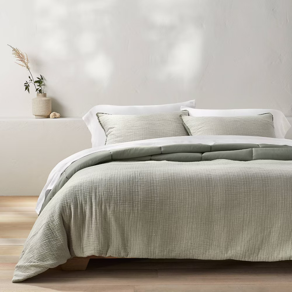 King Textured Chambray Cotton Comforter & Sham Set Sage Green - Casaluna gallery