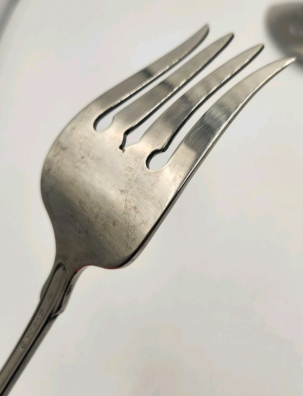 Oneida Classic Shell Stainless Steel Serving Hostess Flatware Set 8 Pcs Spoons gallery