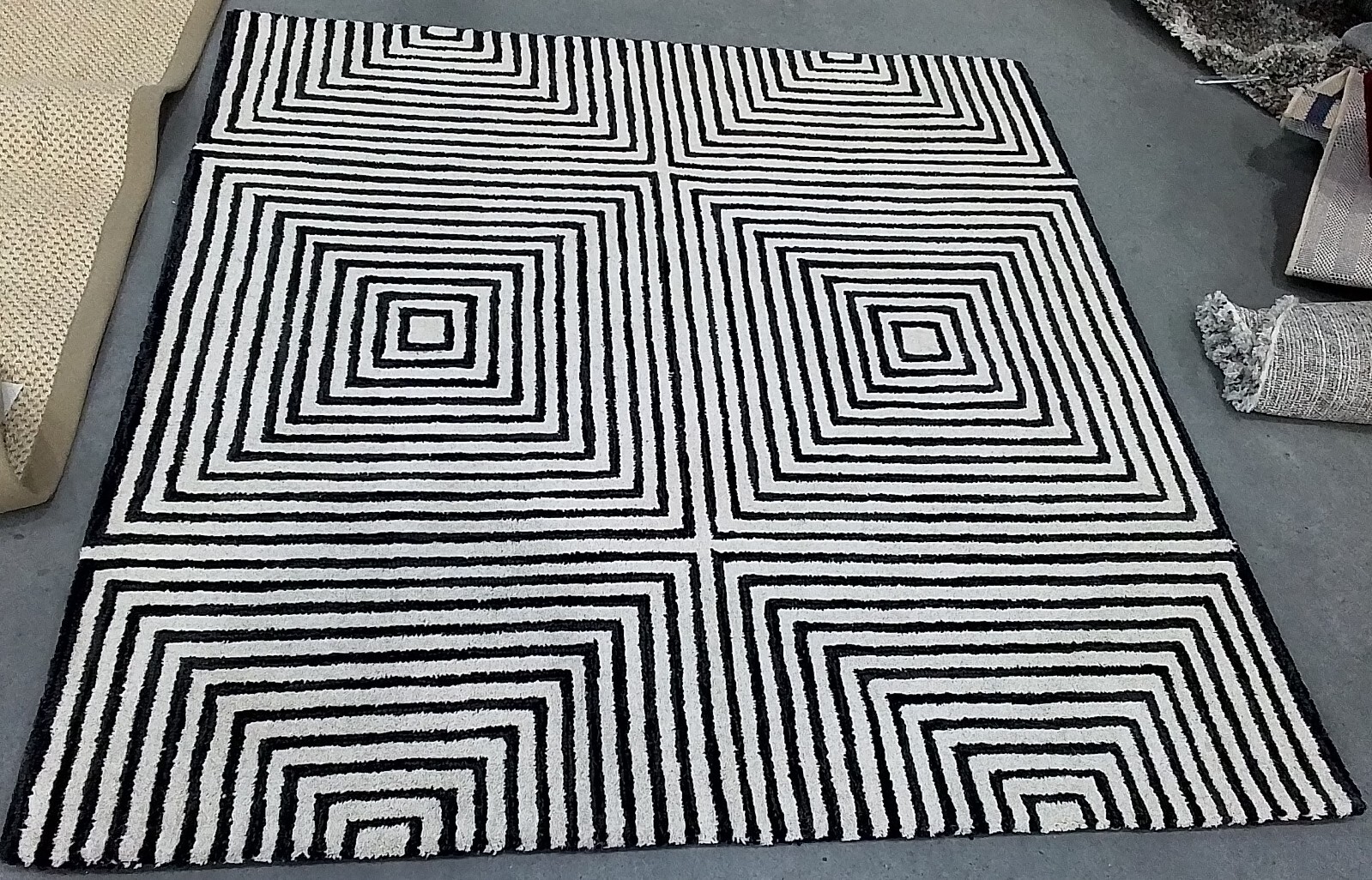 BLACK / BEIGE 5' X 5' SQ Back Stain Rug, Reduced Price 1172763065 MET454Z-5SQ gallery