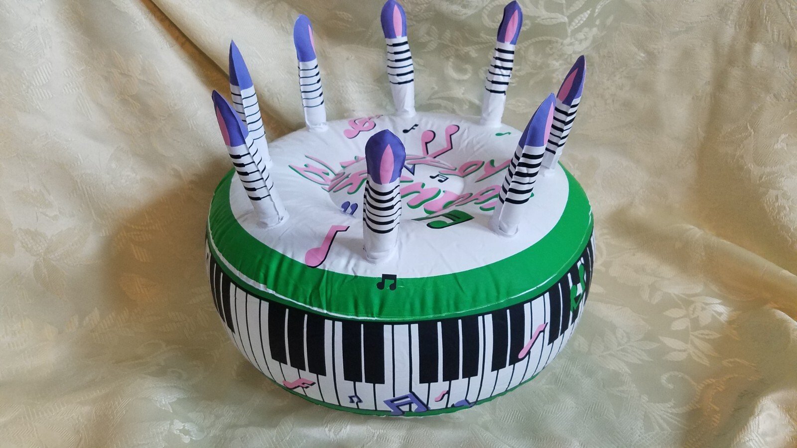 One Dozen Musical Themed Inflatable Birthday Cakes For All Ages- New in wrapper gallery