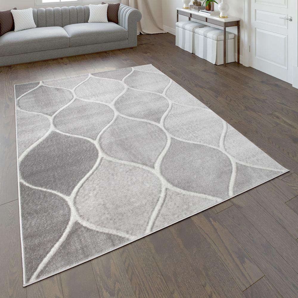 Low-Pile Rug Oriental Design in various gray Tones gallery