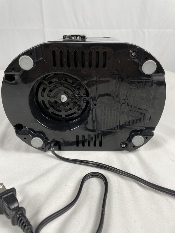 BLACK+DECKER Juice Extractor Centrifugal Juicer Black JE2200B 400W Tested Works gallery