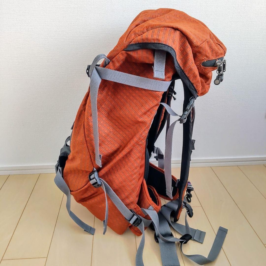 Patagonia 35L Orange Top Loading Hiking Backpack Nylon Used 4