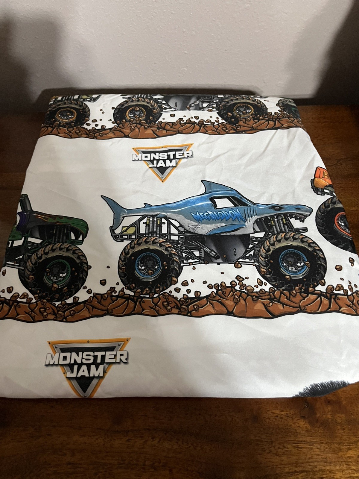 Jay Franco Monster Jam Trucks Flat Sheet Queen Size Grave Digger gallery