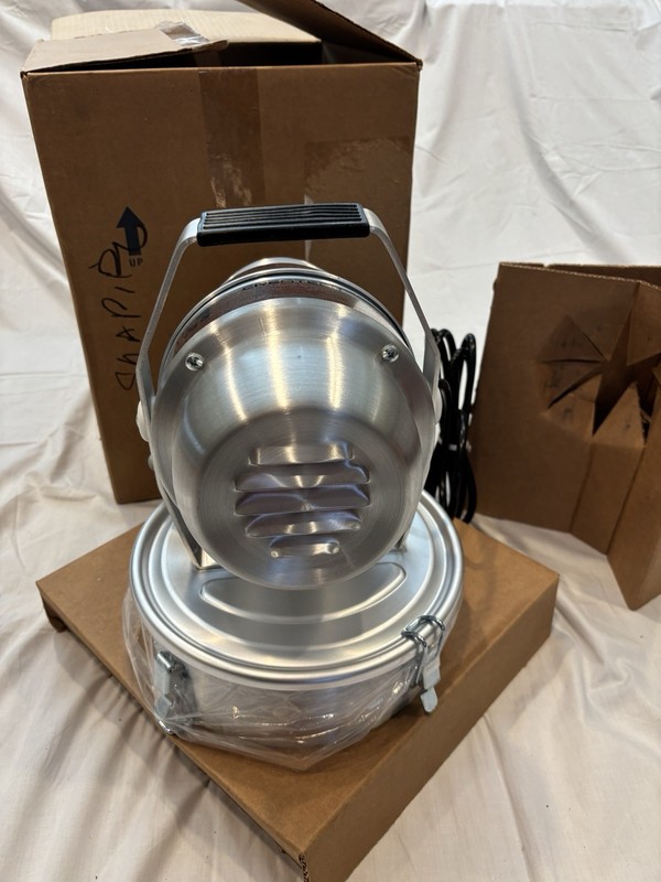 Createch Commander Tri-Jet Fogger Model 672 Household Or Commercial Use gallery