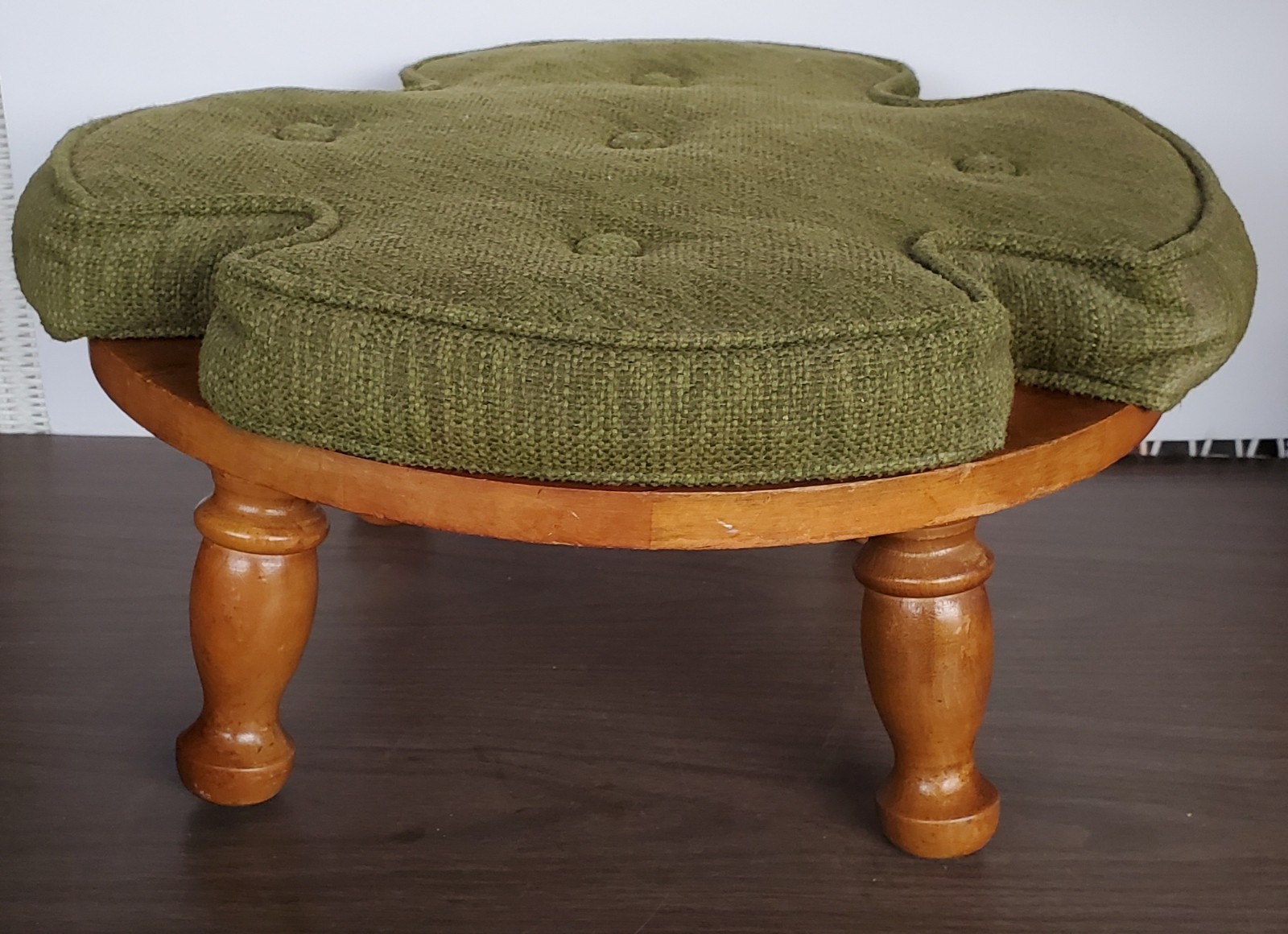 Vtg Colonial Stacking Foot Stool Ottoman Green Tweed Cushion 50s/60s MCM 16” gallery