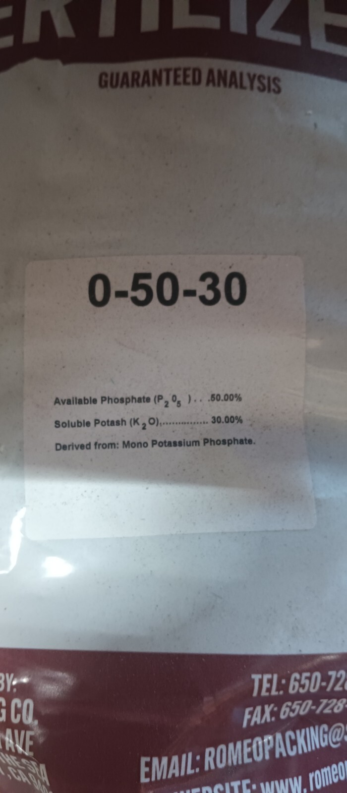 (2.2 LB REPACK) Romeo Soluble Fertilizer 0-50-30 Flower Booster Formula 420 gallery