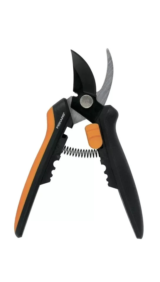 Fiskars Light Floral Pruner, NEW #9926 - Full Lifetime Warranty! gallery